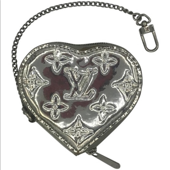 Louis Vuitton Handbags - Louis Vuitton Heart Miroir Mirror Coin Case Rare